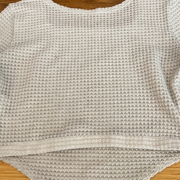 Women’s Cream Crocheted Long Sleeve Crop Top Size S - Picture 5 of 5